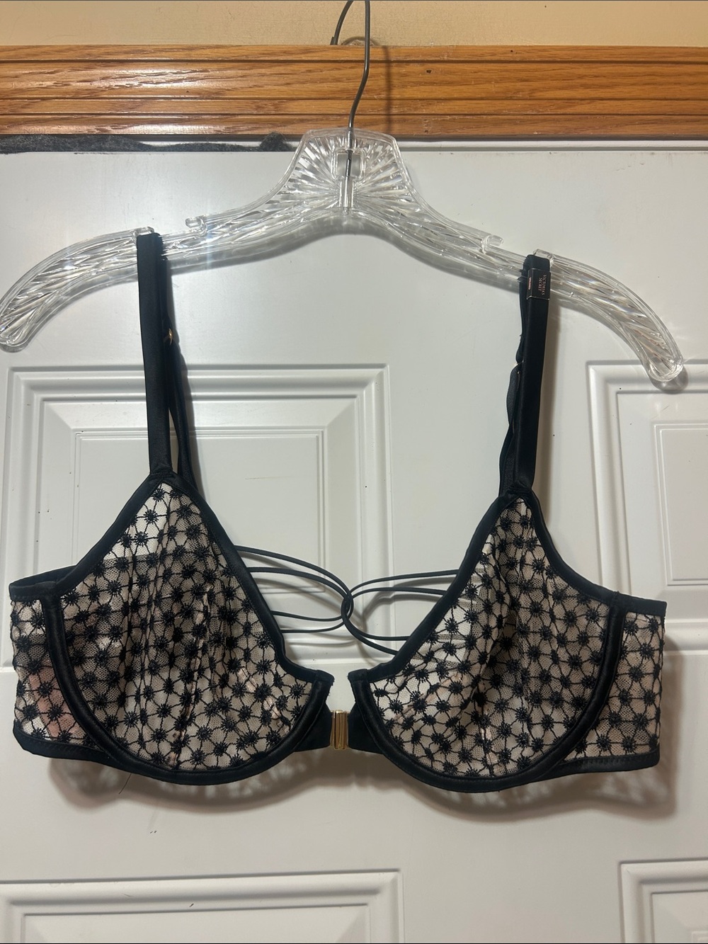 Victoria’s Secret Sheer Black Embroidered Underwire Bra 36C NWT